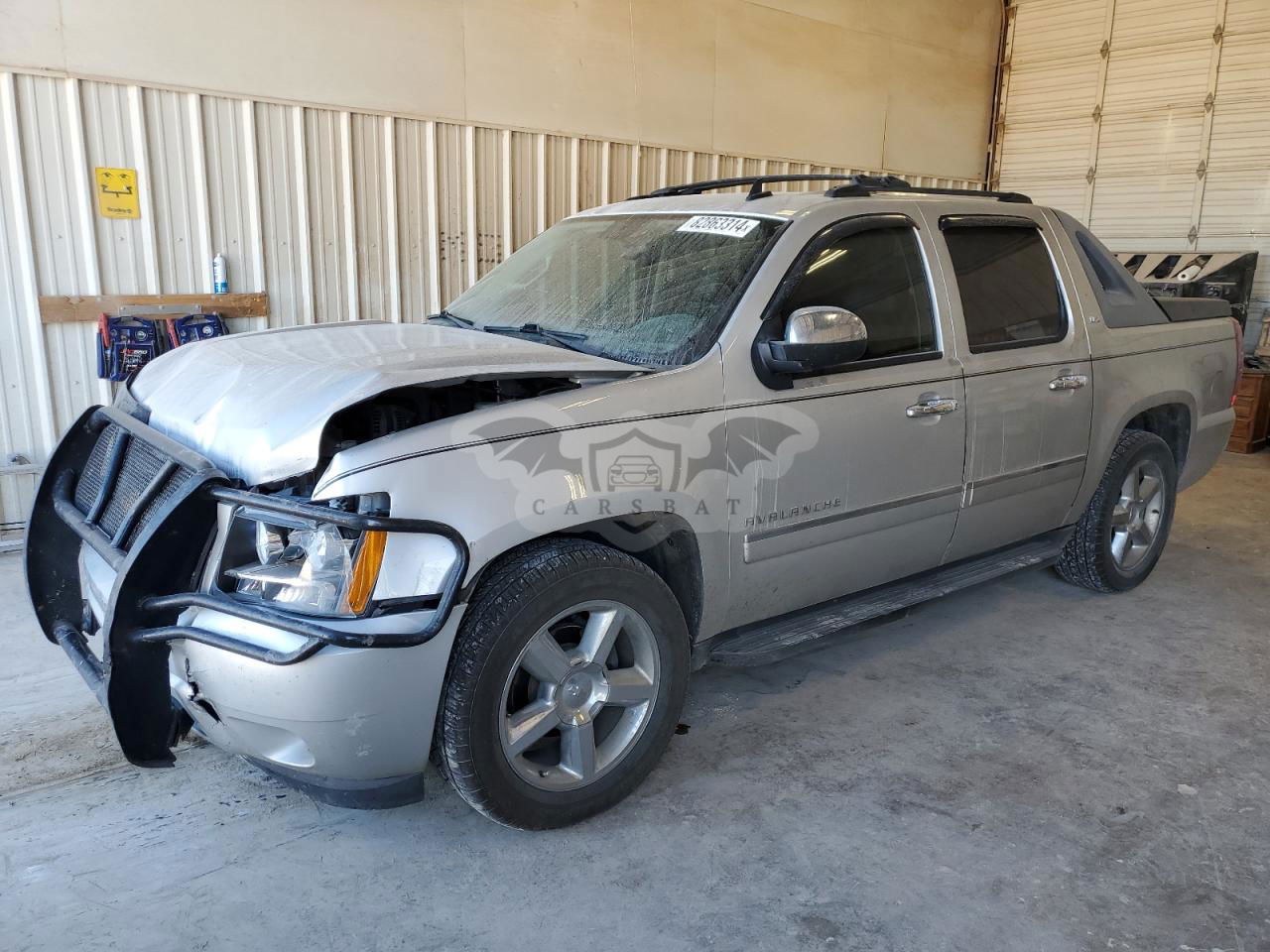 Chevrolet Avalanche LTZ 5.3L  8 2011