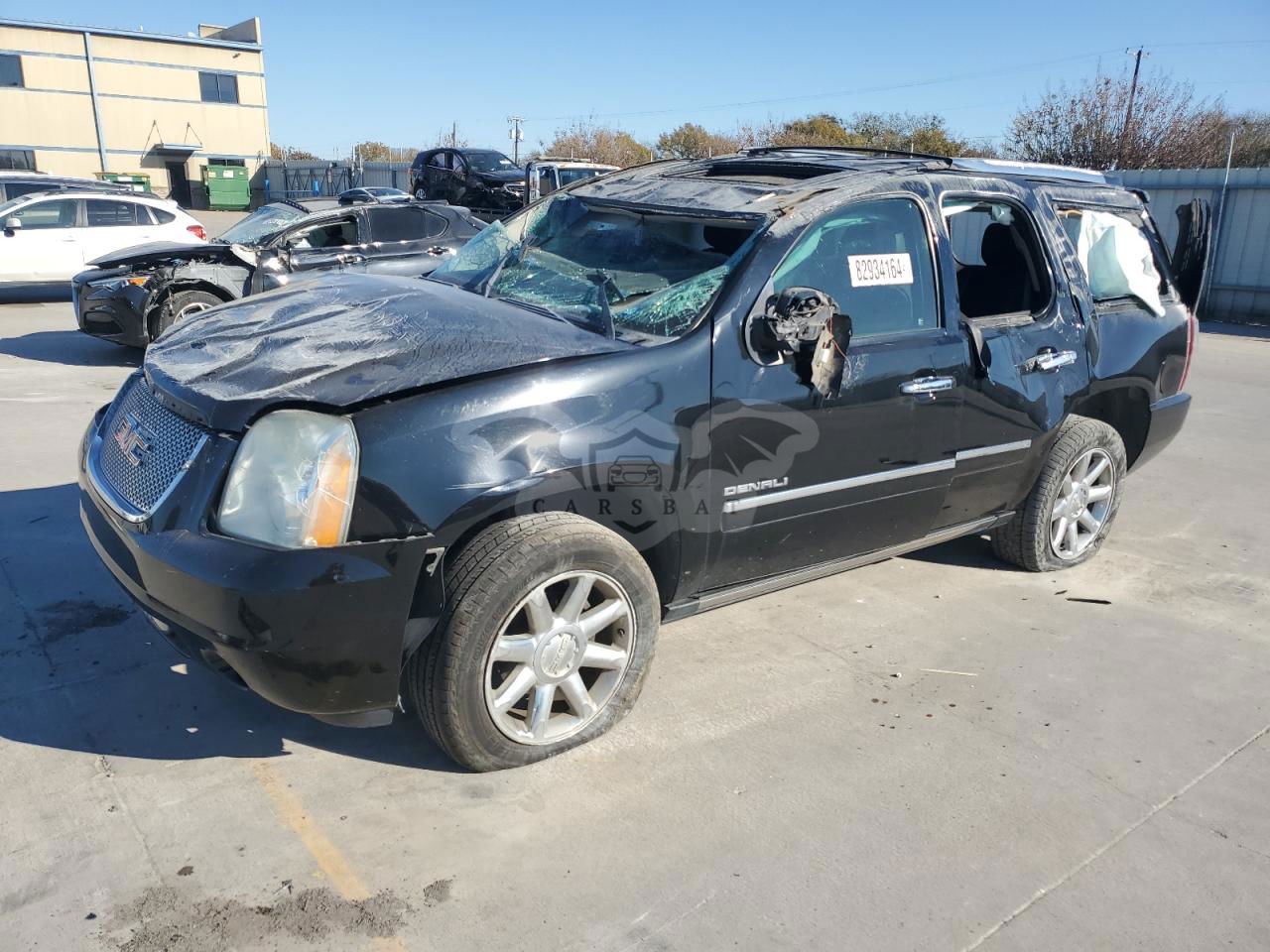 GMC Yukon DENALI 6.2L  8 2012