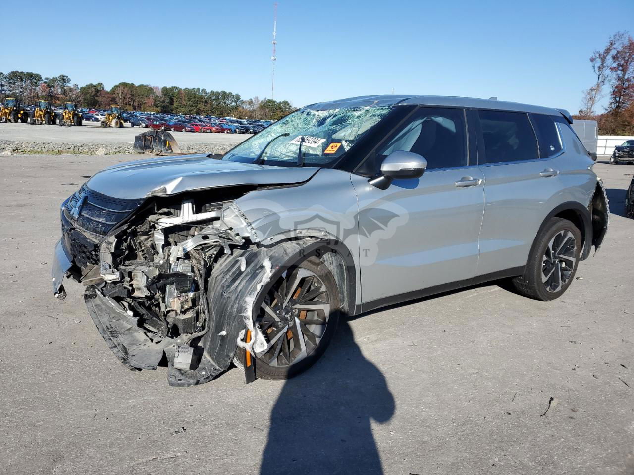 Mitsubishi Outlander ES 2.5L  4 2022