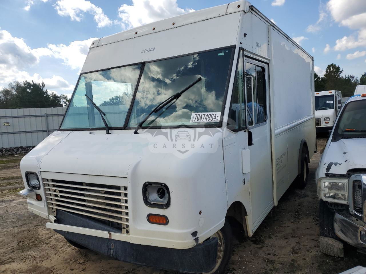 Ford Econoline E450 SUPER DUTY COMMERCIAL STRIPPED CHASSIS 5.4L  8 2014