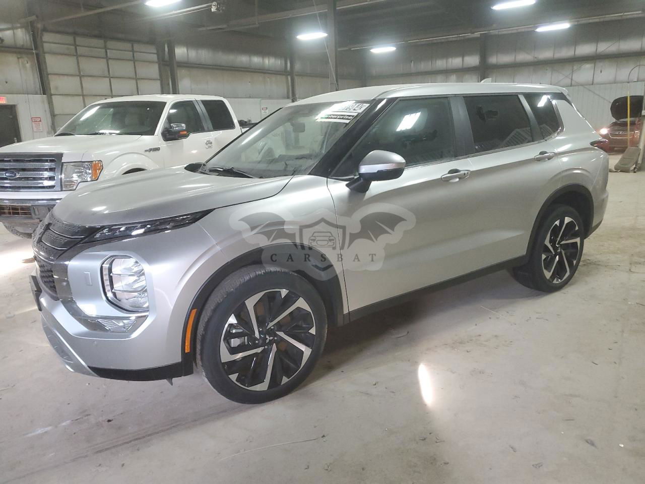 Mitsubishi Outlander SE 2.5L  4 2024