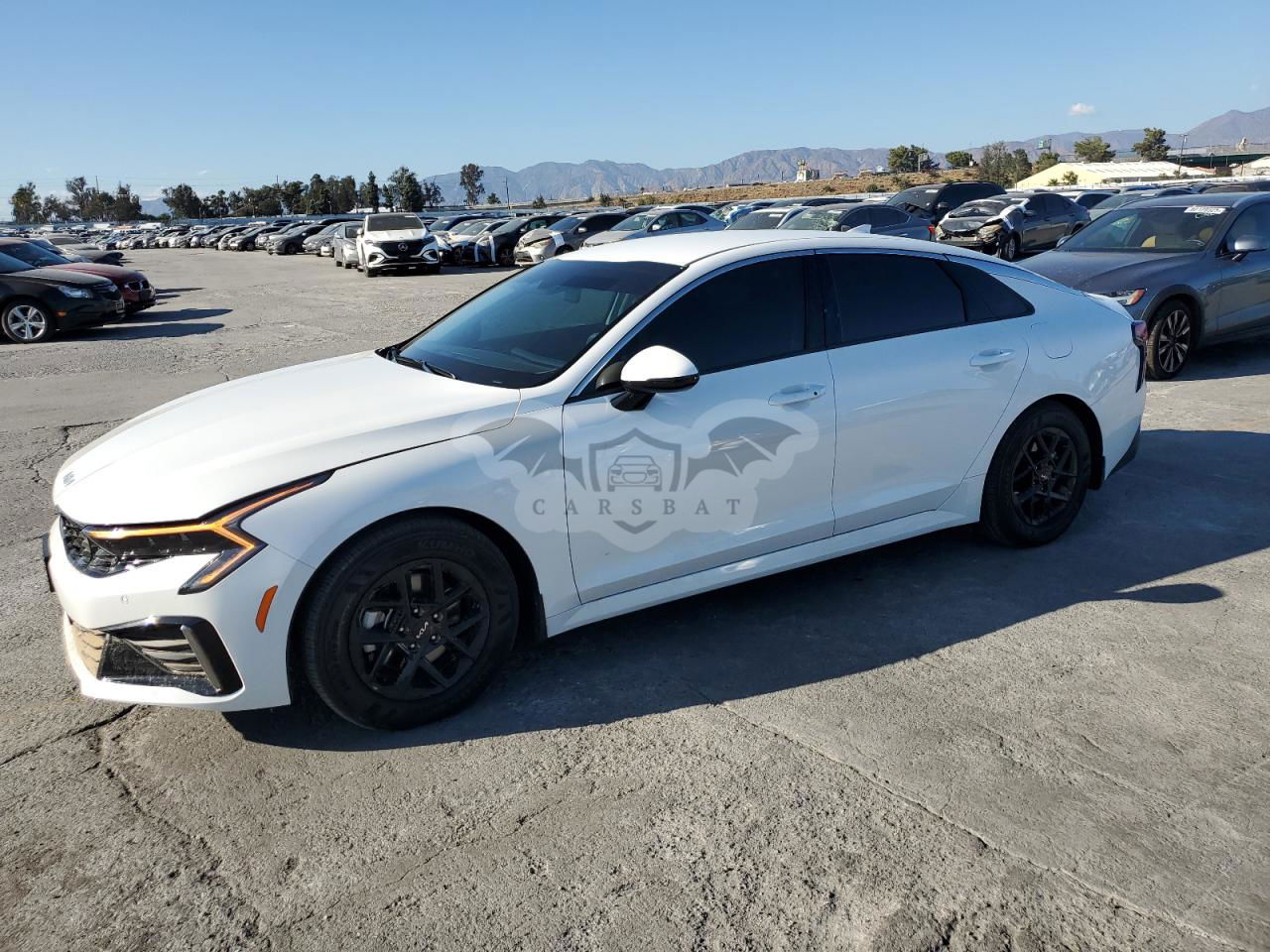 Kia K5 LXS 2.5L  4 2025