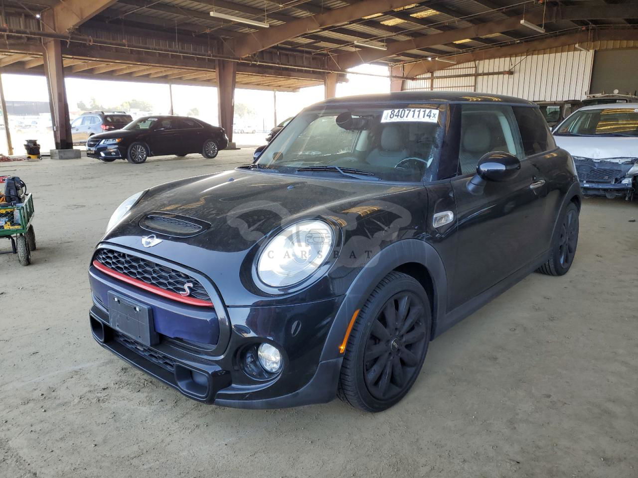 Mini Cooper 2.0L  4 2015