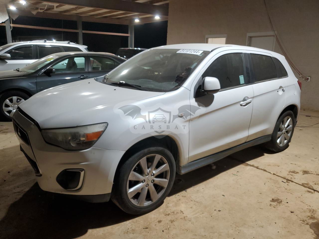 Mitsubishi Outlander SE 2.0L  4 2014