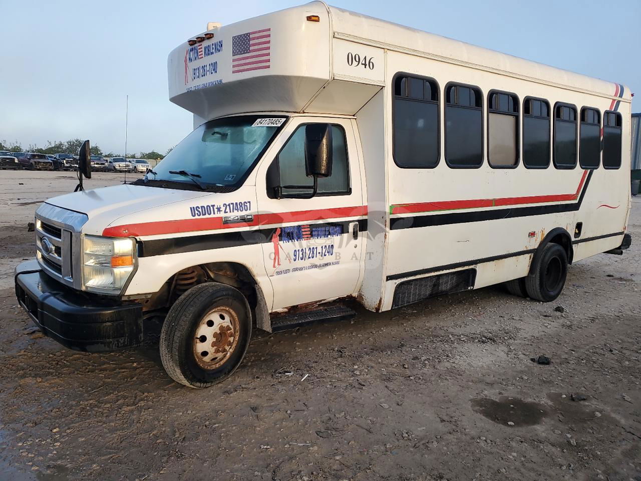 Ford Econoline E450 SUPER DUTY CUTAWAY VAN 6.8L 10 2009