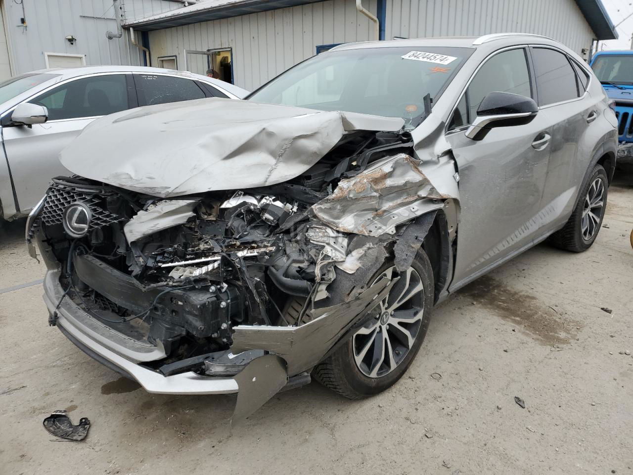 Lexus NX 2.0L  4 2017