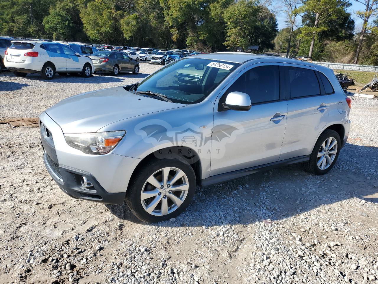 Mitsubishi Outlander SE 2.0L  4 2012