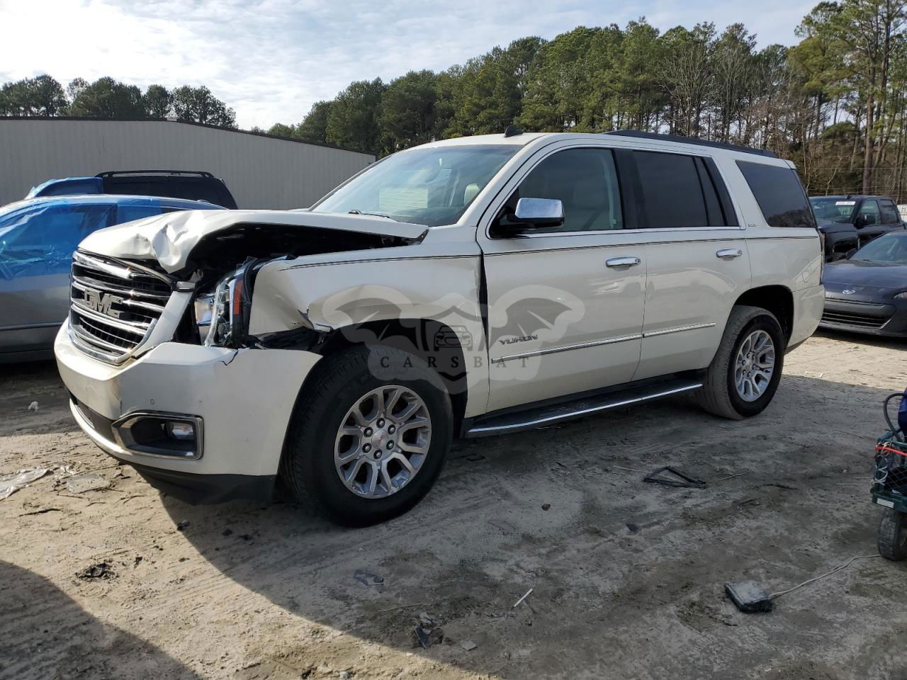 GMC Yukon SLT 5.3L  8 2015