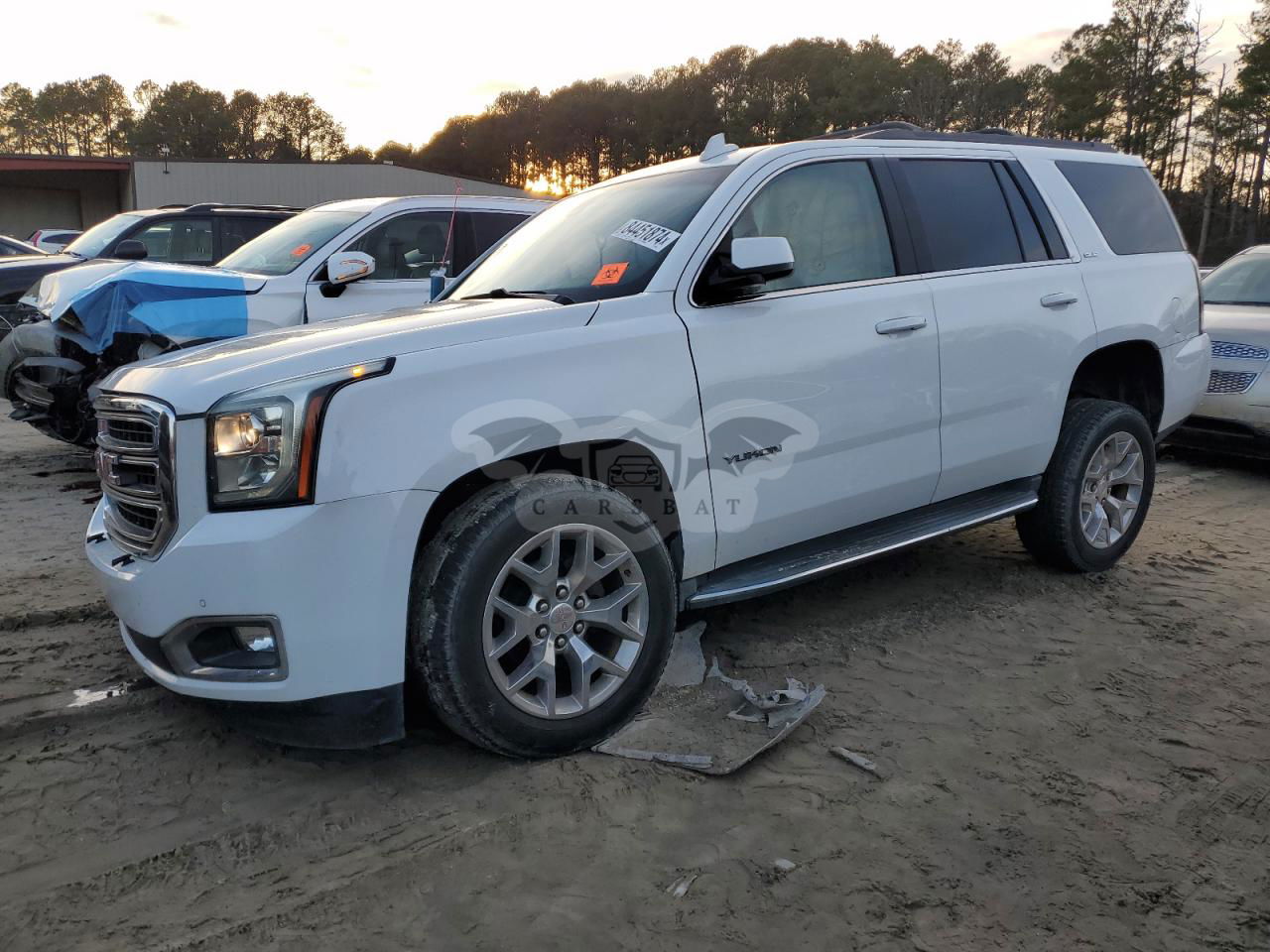 GMC Yukon SLE 5.3L  8 2016
