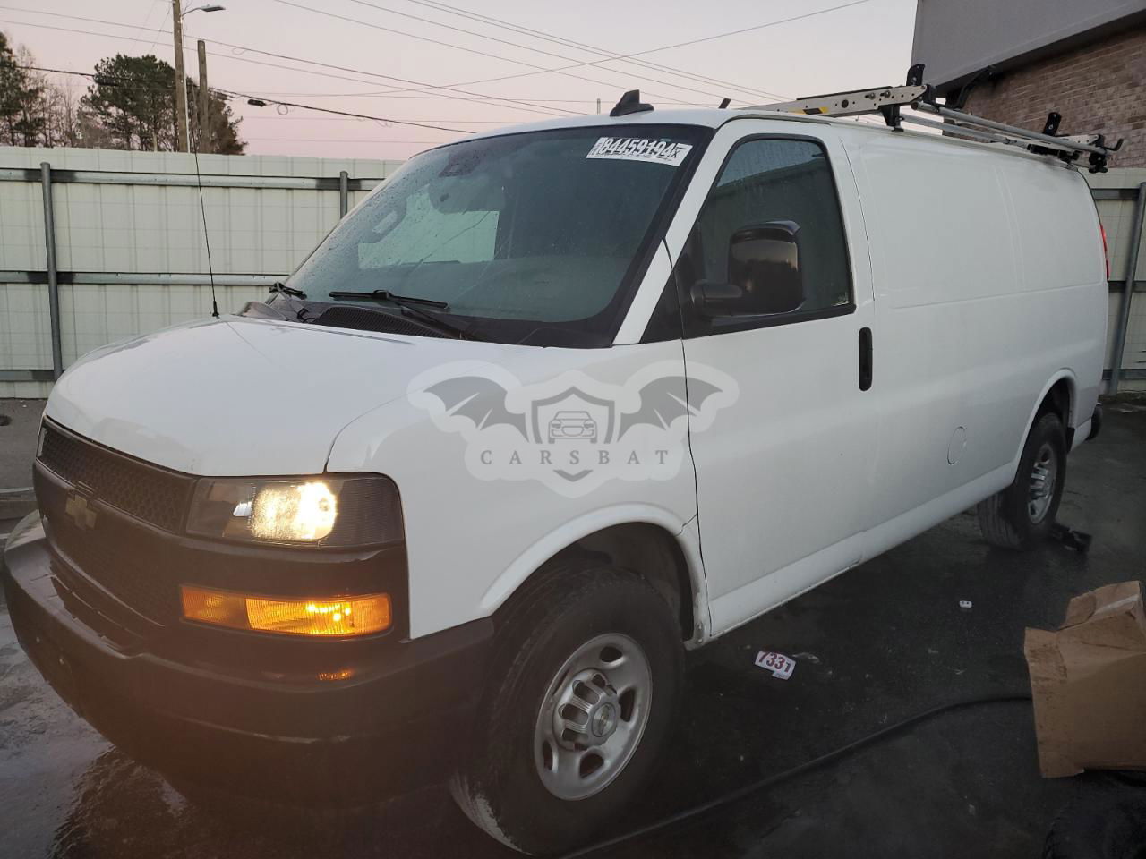 Chevrolet Express 4.3L  6 2020