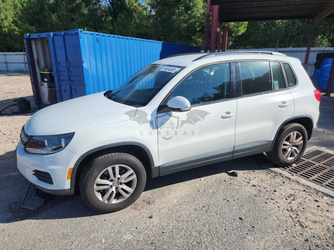 Volkswagen Tiguan S 2.0L  4 2015