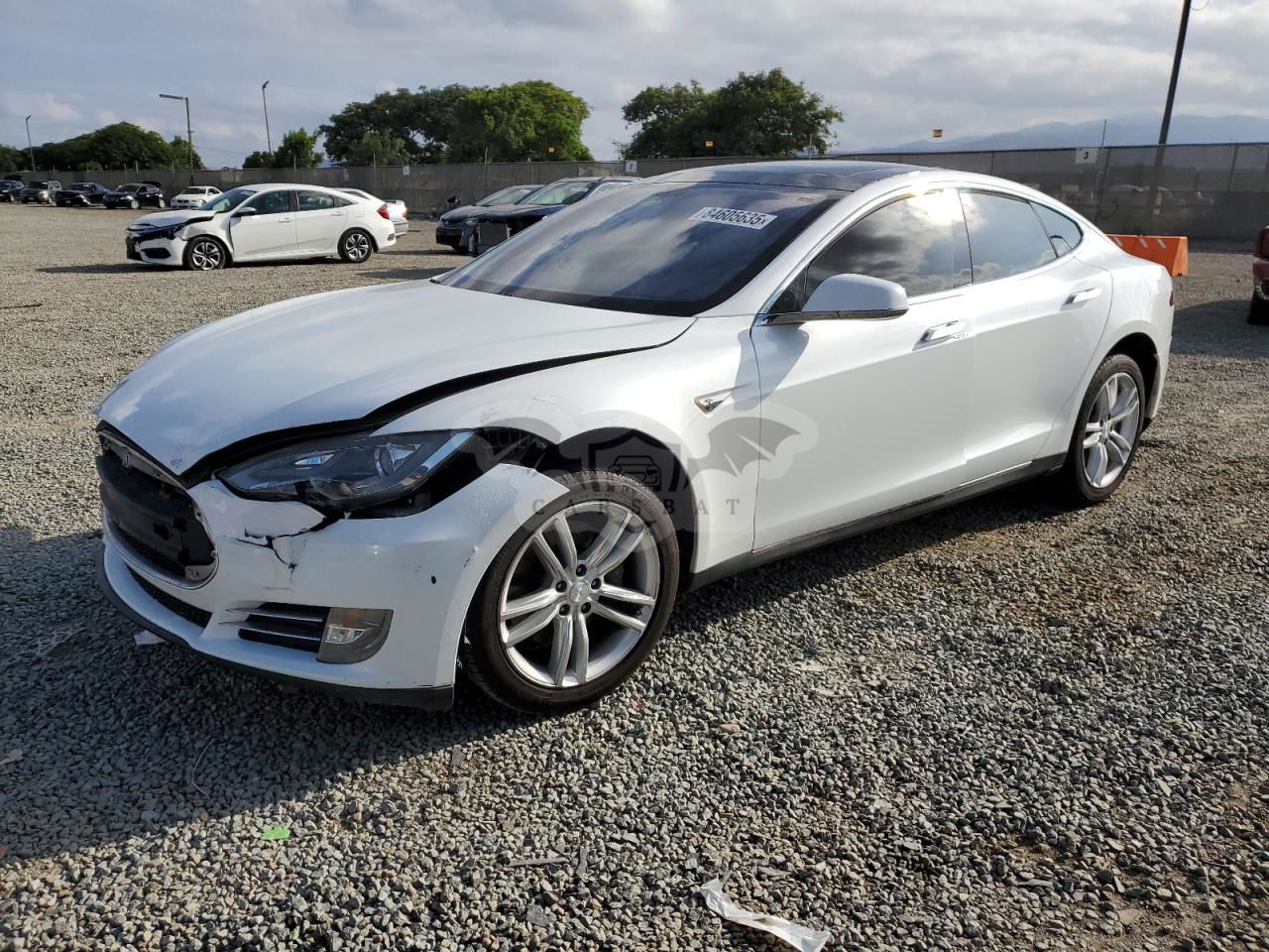 Tesla Model S 2013