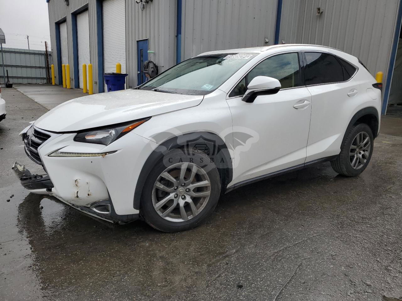 Lexus NX 2.0L  4 2015
