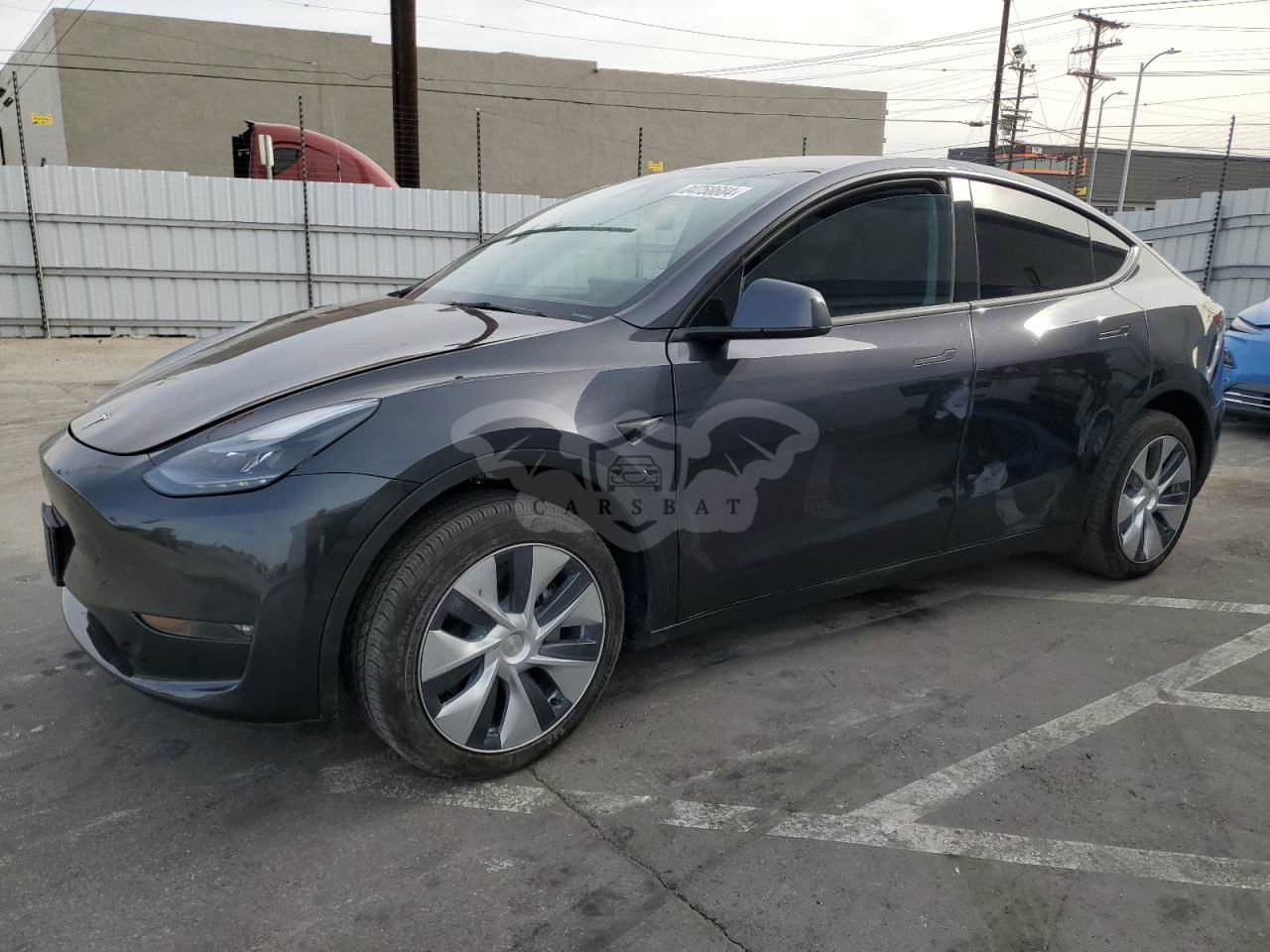Tesla Model Y 2024