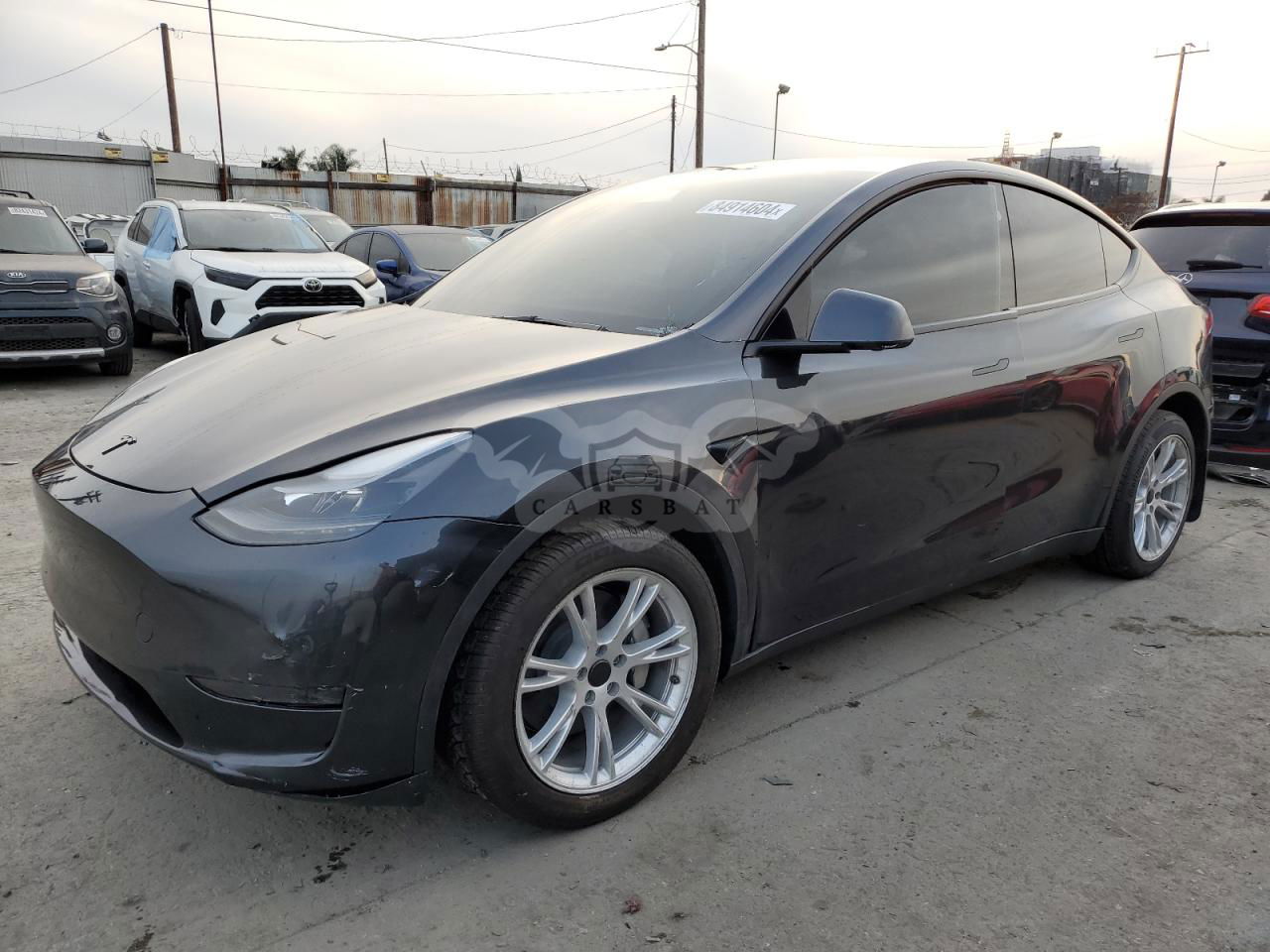 Tesla Model Y 2024