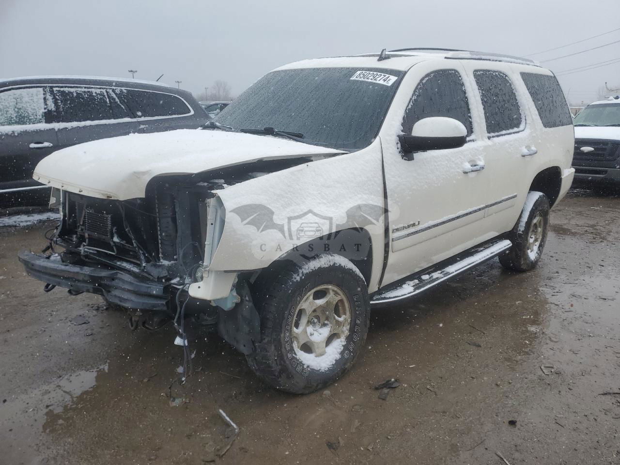 GMC Yukon DENALI 6.2L  8 2010