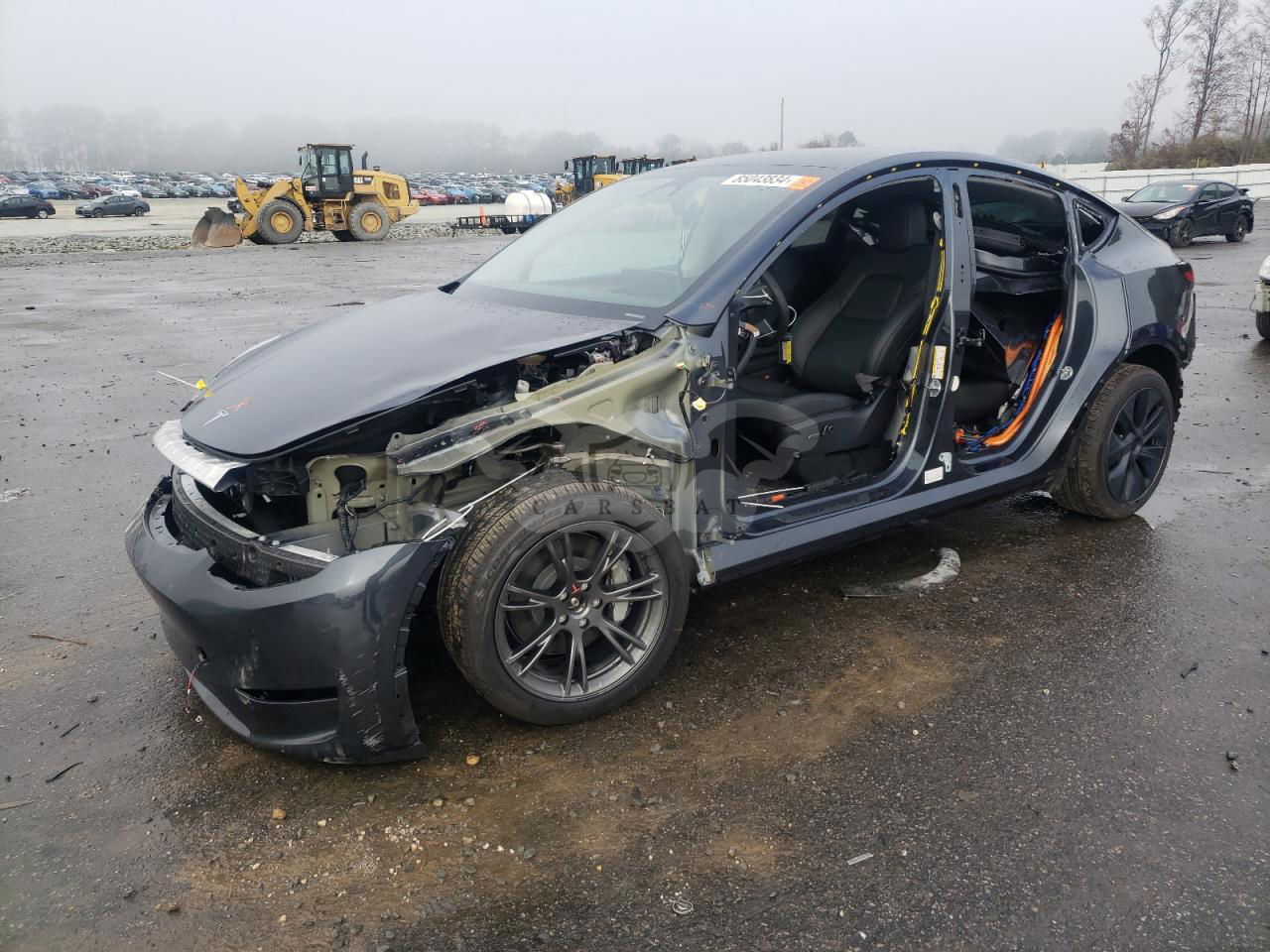 Tesla Model Y 2024
