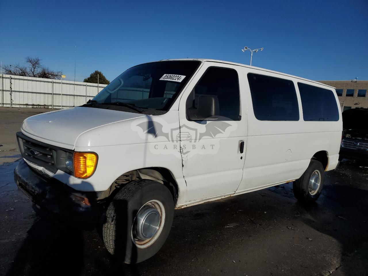 Ford Econoline E350 SUPER DUTY WAGON 5.4L  8 2005