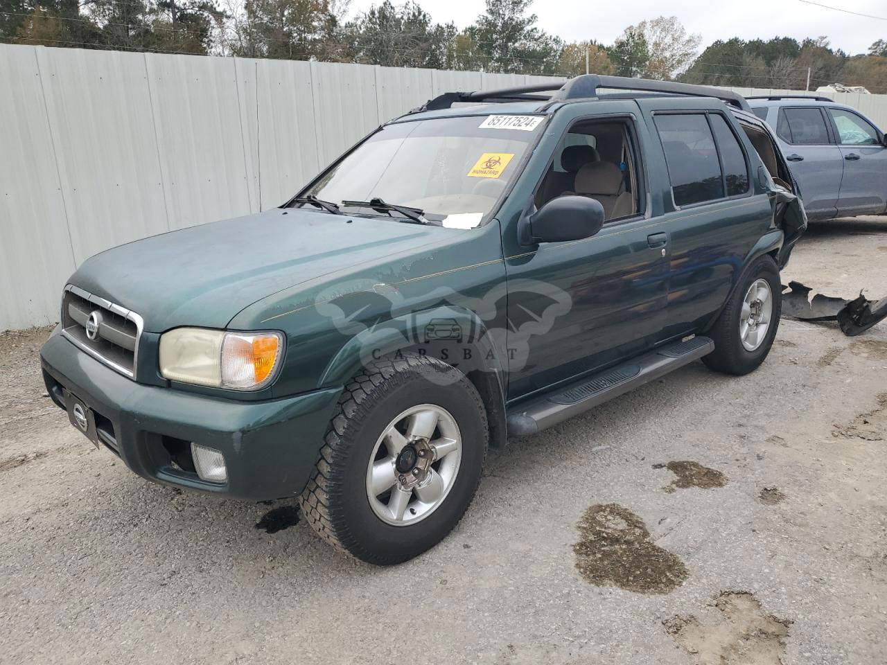 Nissan Pathfinder LE 3.5L  6 2002