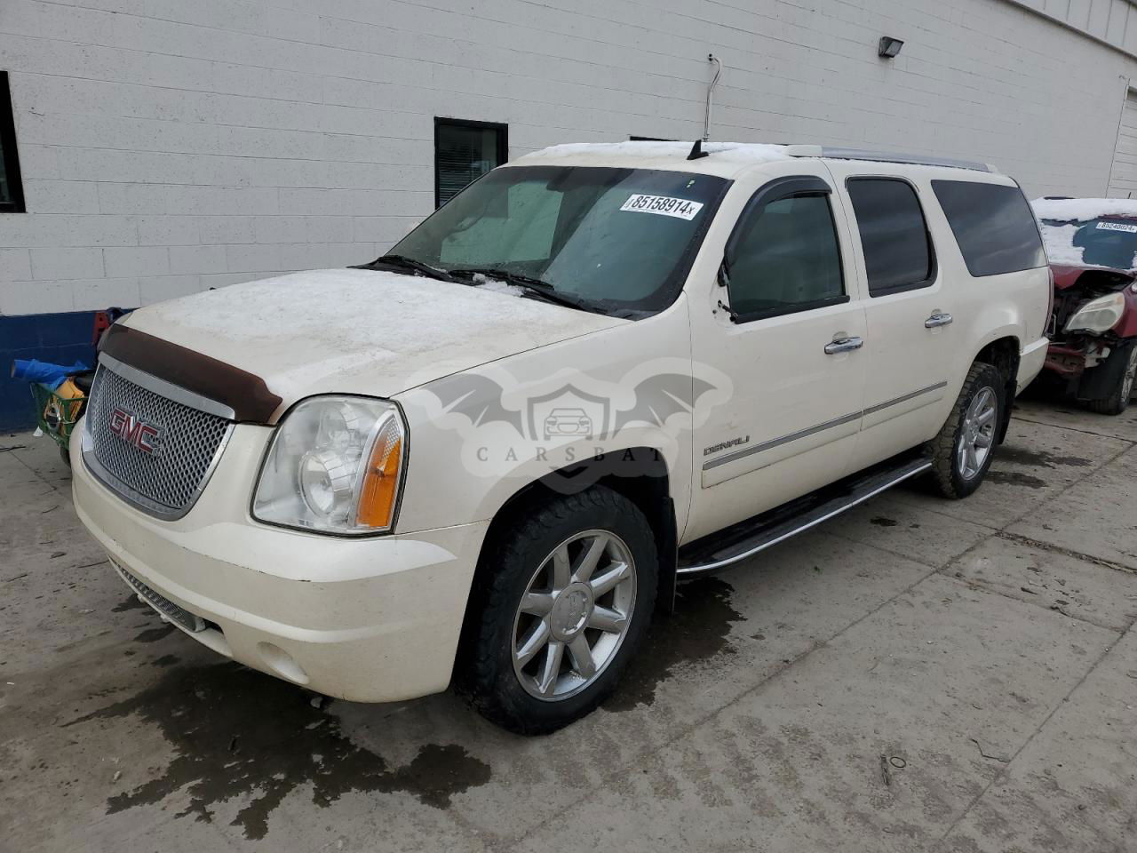 GMC Yukon DENALI 6.2L  8 2012
