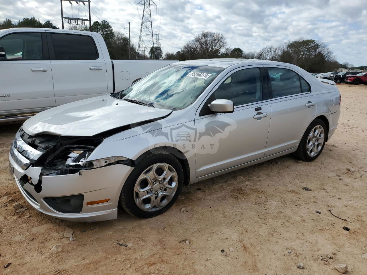 Ford Fusion SE 2.5L  4 2011