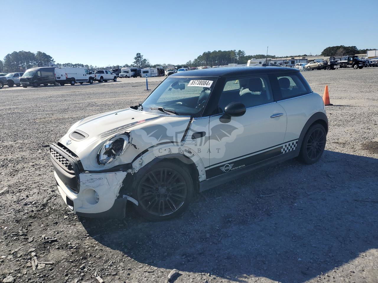 Mini Cooper 2.0L  4 2015