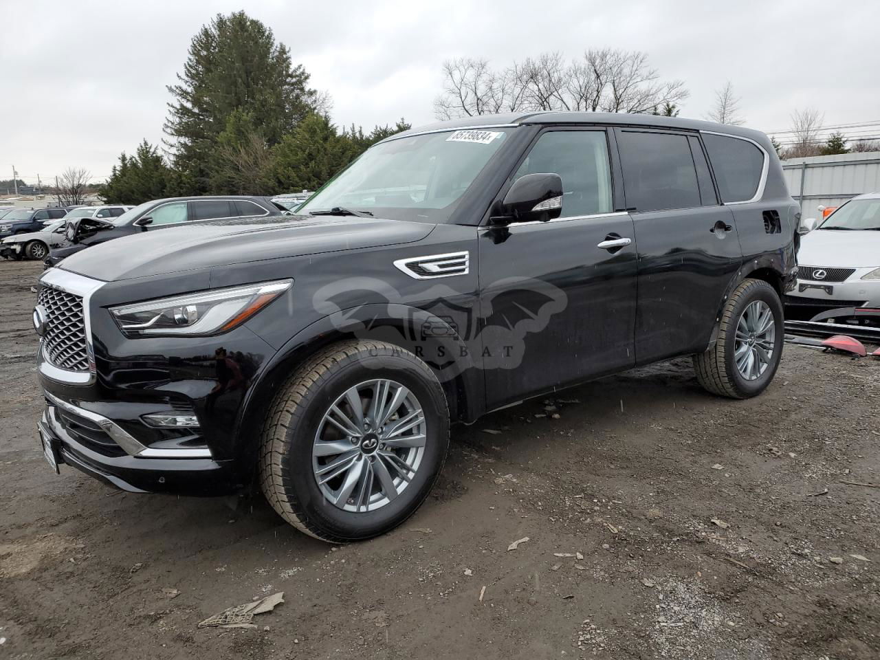 Infiniti QX80 LUXE 5.6L  8 2022