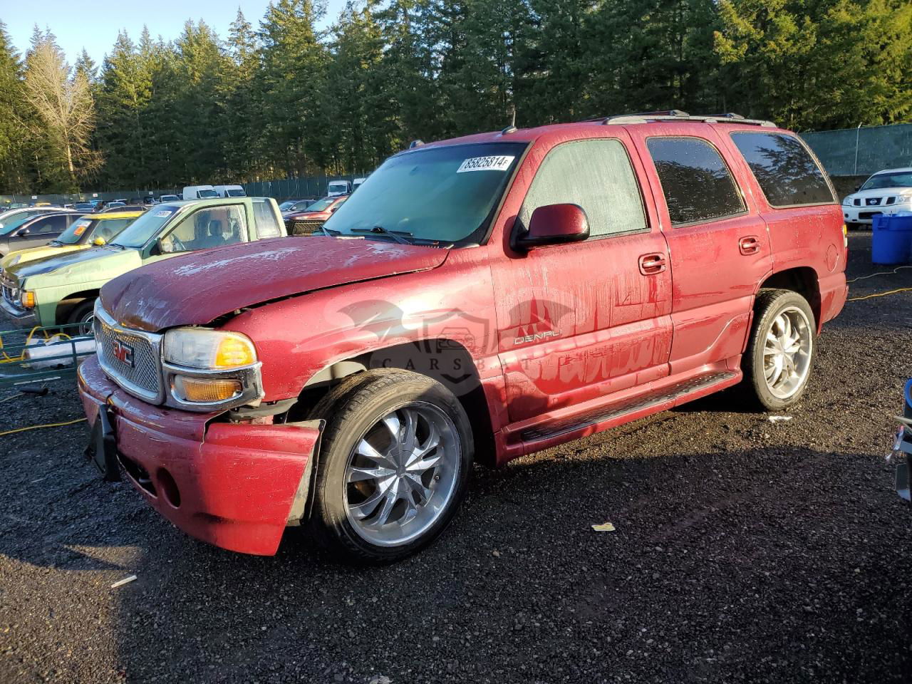 GMC Yukon DENALI 6.0L  8 2005