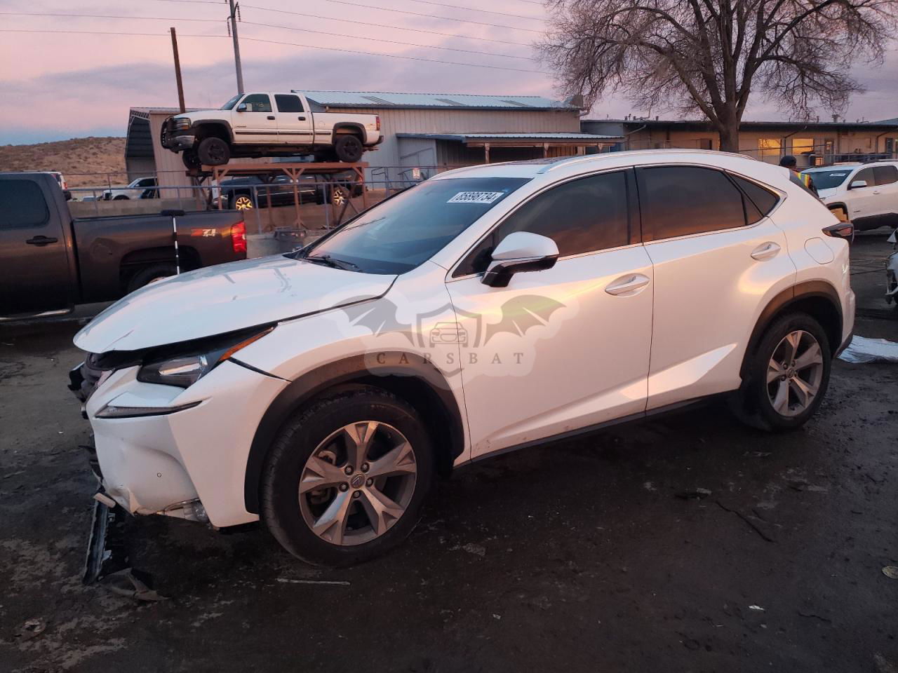 Lexus NX 200T BASE 2.0L  4 2017