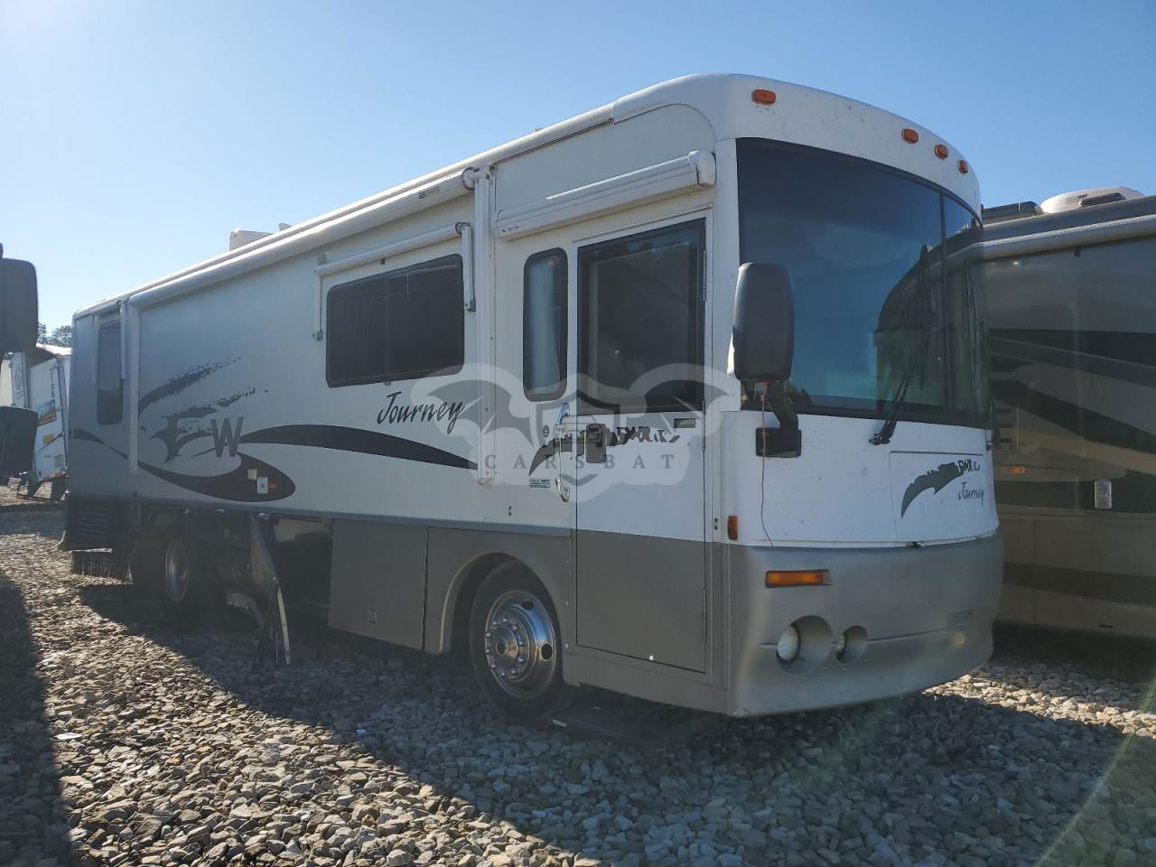 Freightliner X-line X LINE MOTOR HOME 5.9L  6 2002