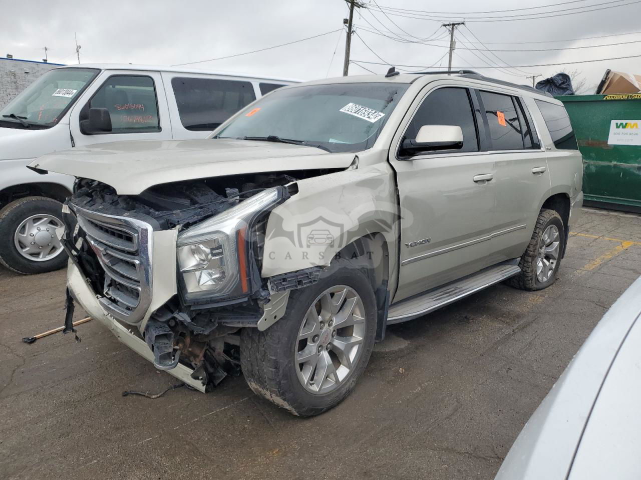 GMC Yukon SLE 5.3L  8 2015