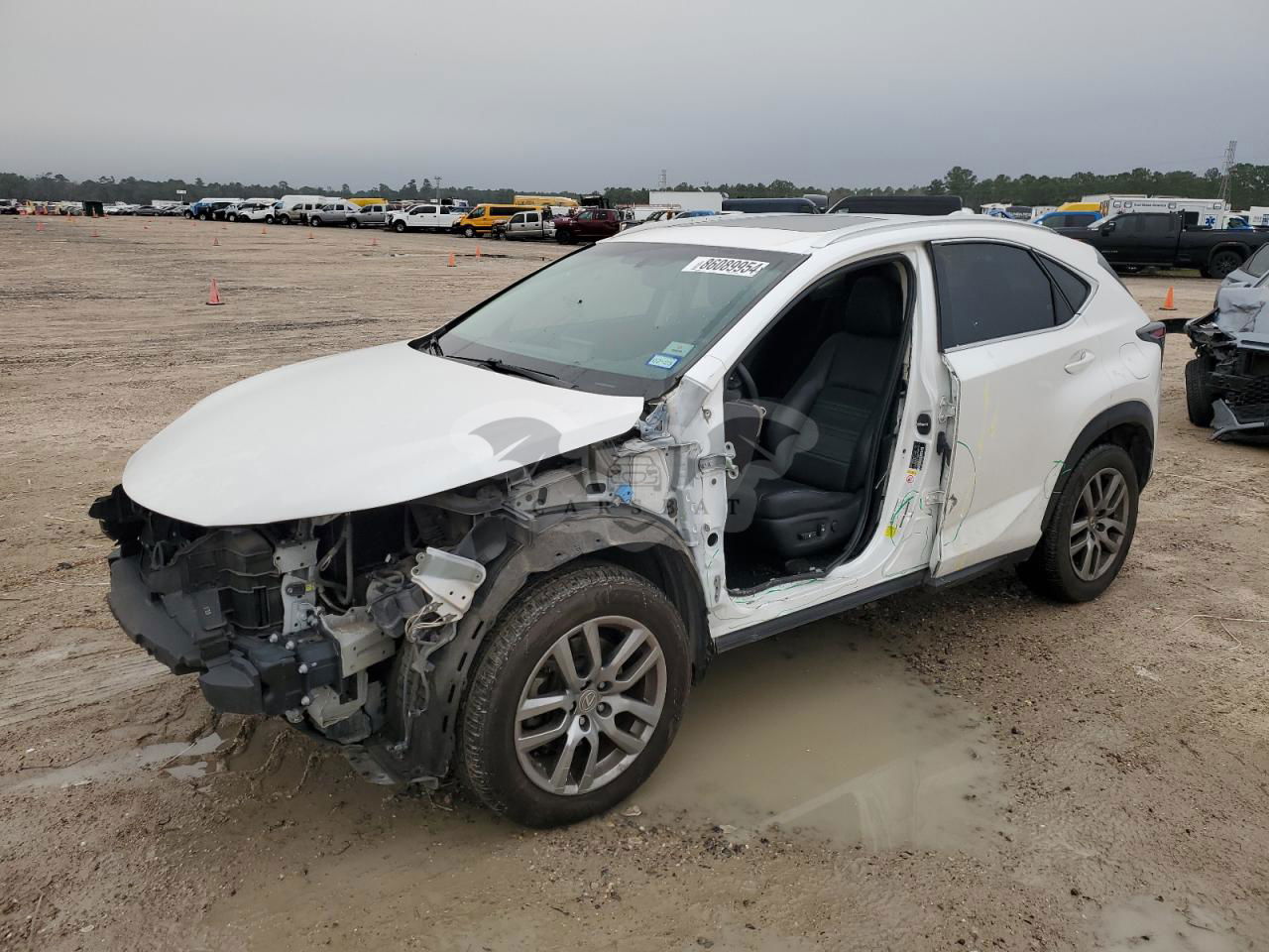 Lexus NX 200T BASE 2.0L  4 2016
