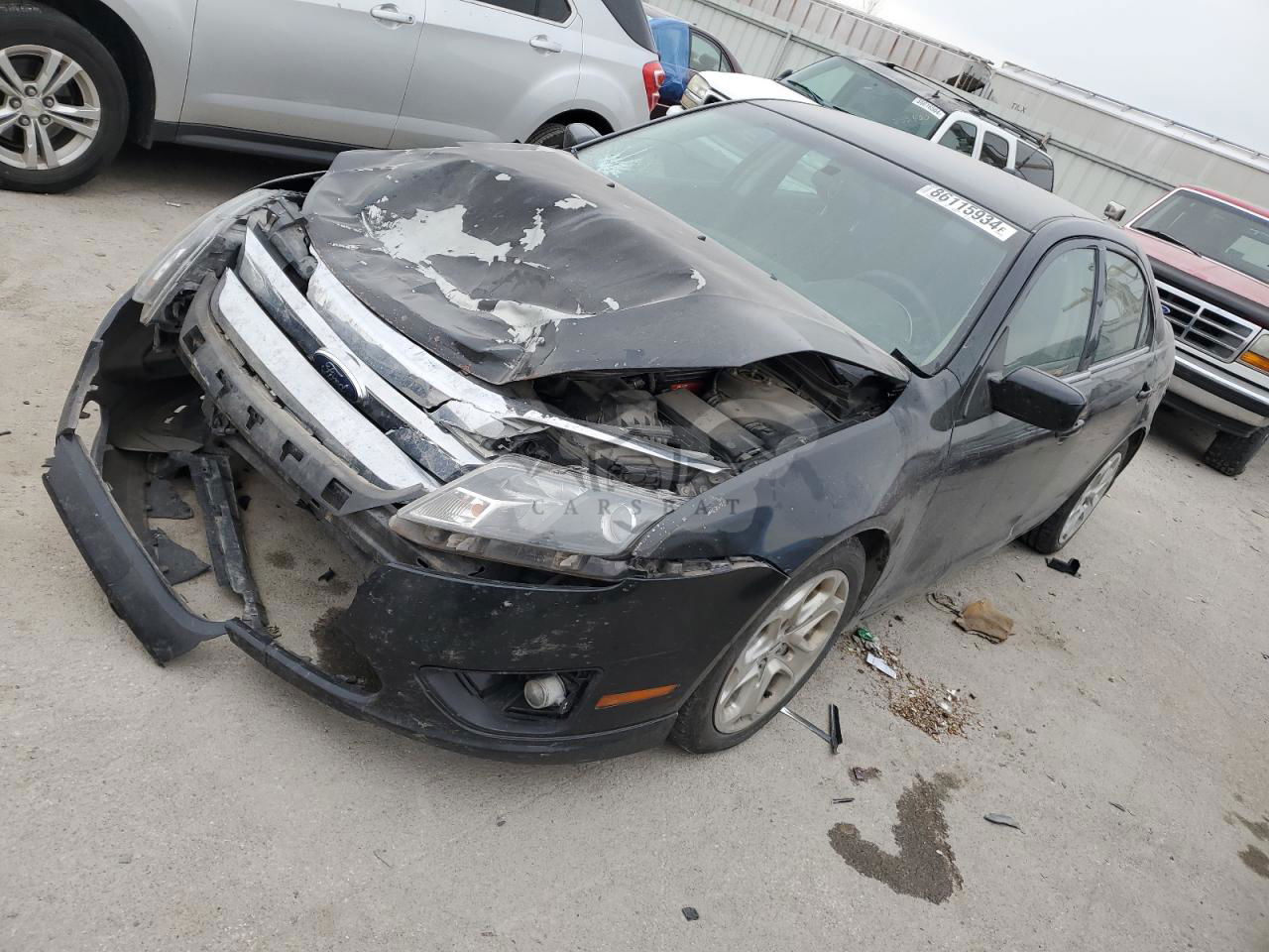 Ford Fusion SE 2.5L  4 2010