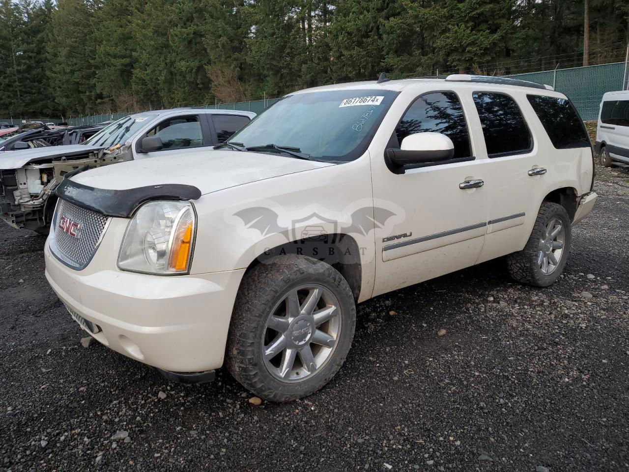 GMC Yukon DENALI 6.2L  8 2014