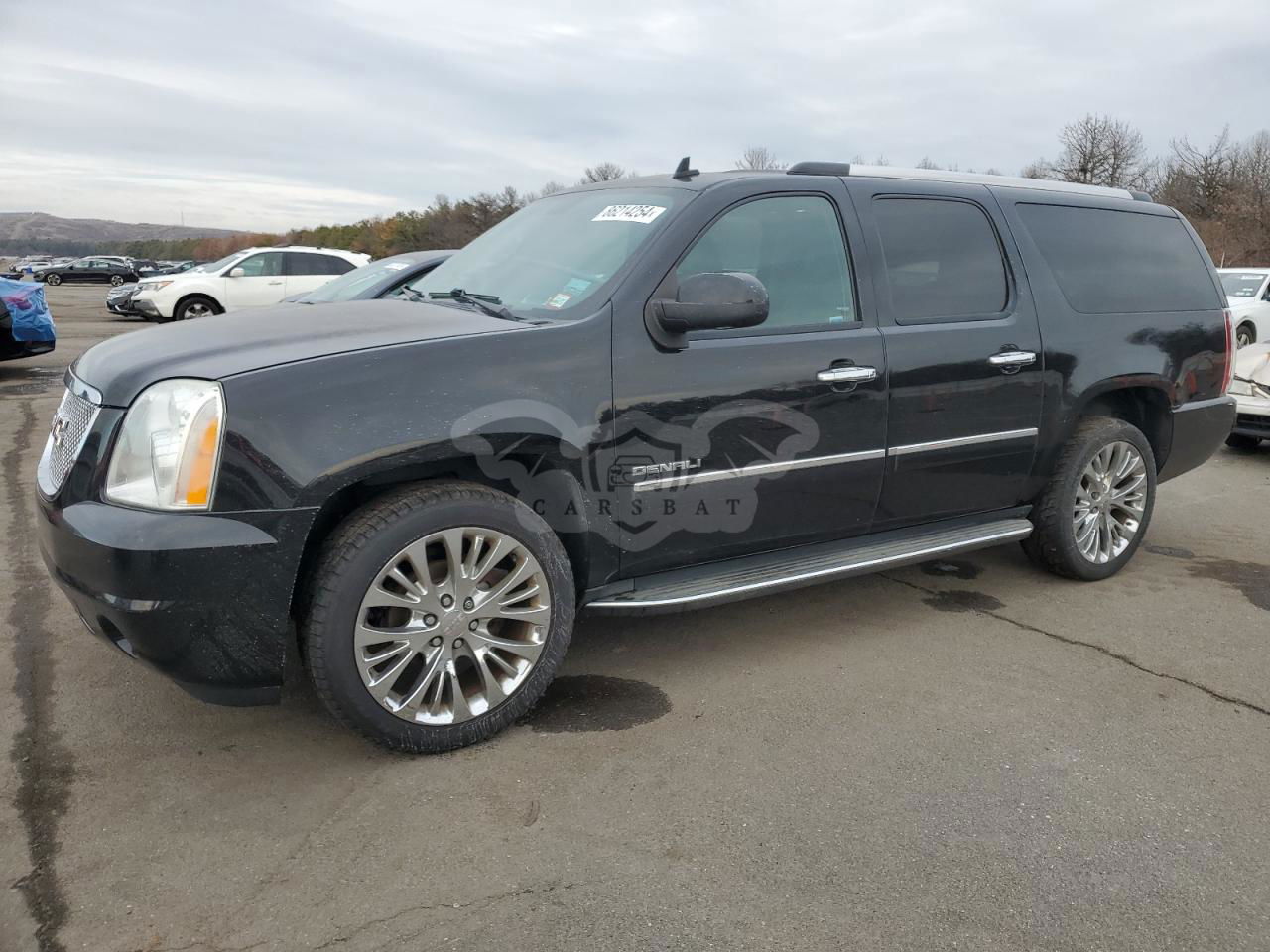 GMC Yukon 6.2L  8 2013