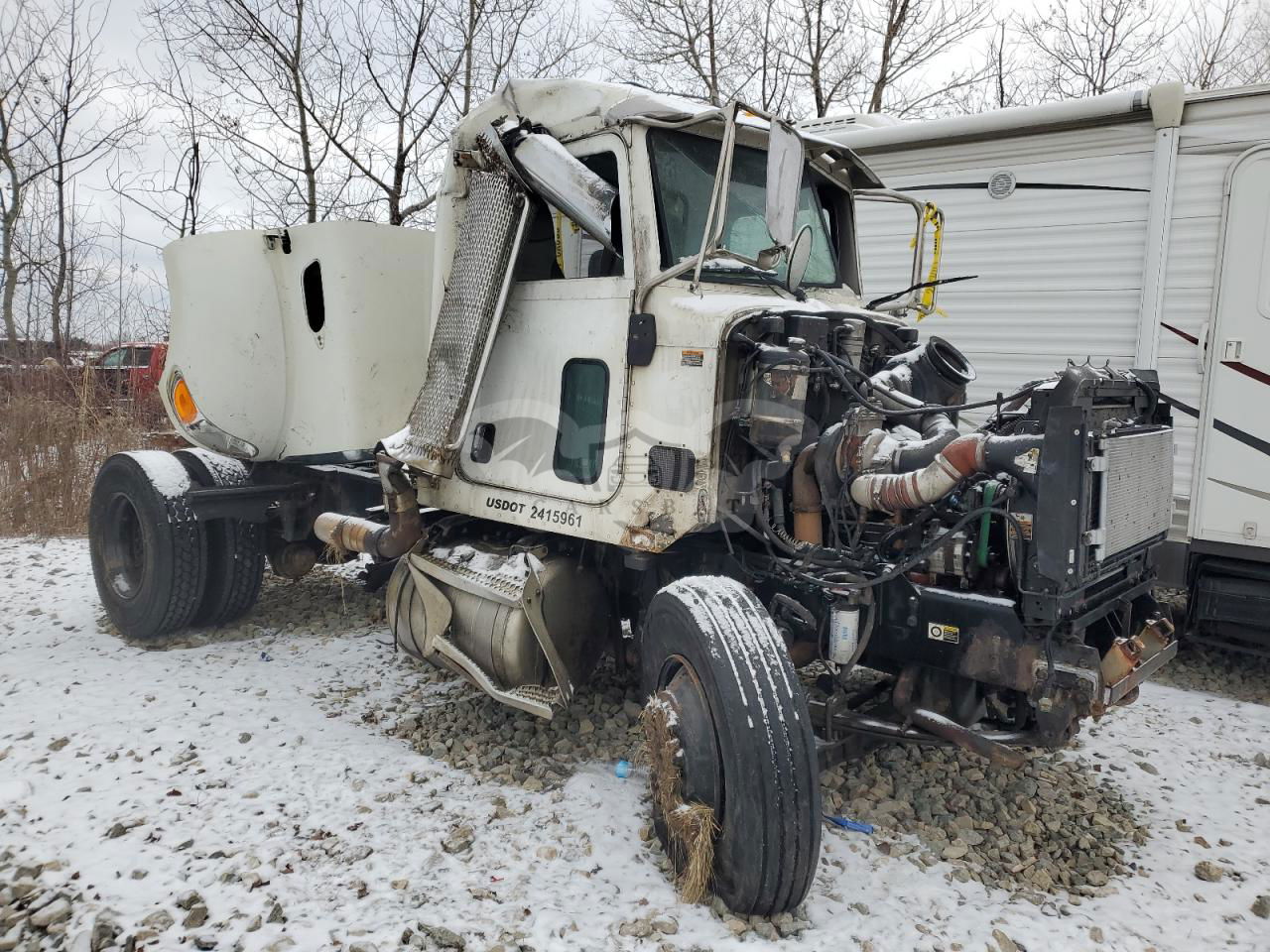 Peterbilt 335/340 8.3L  6 2008