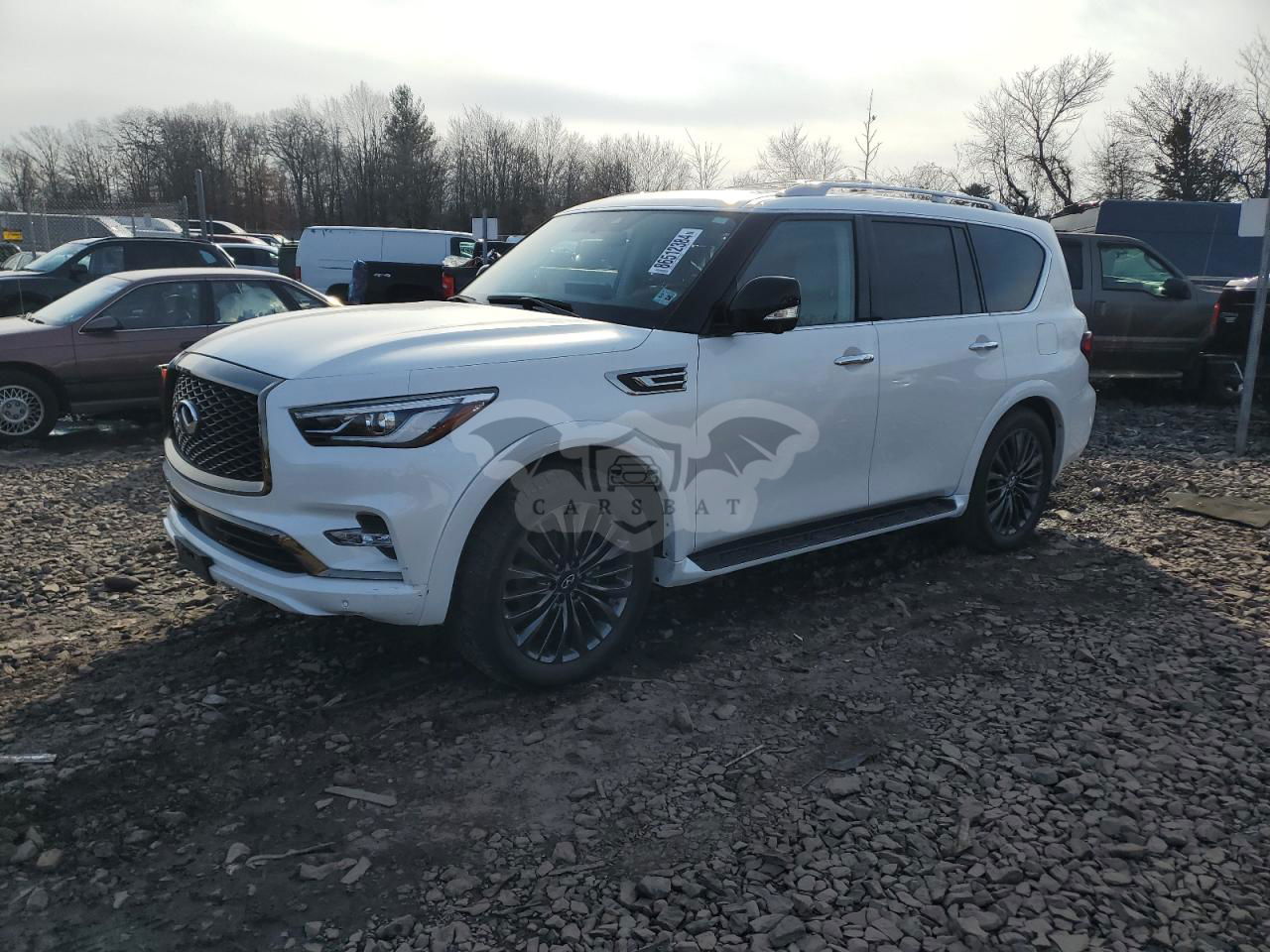 Infiniti QX80 LUXE 5.6L  8 2023