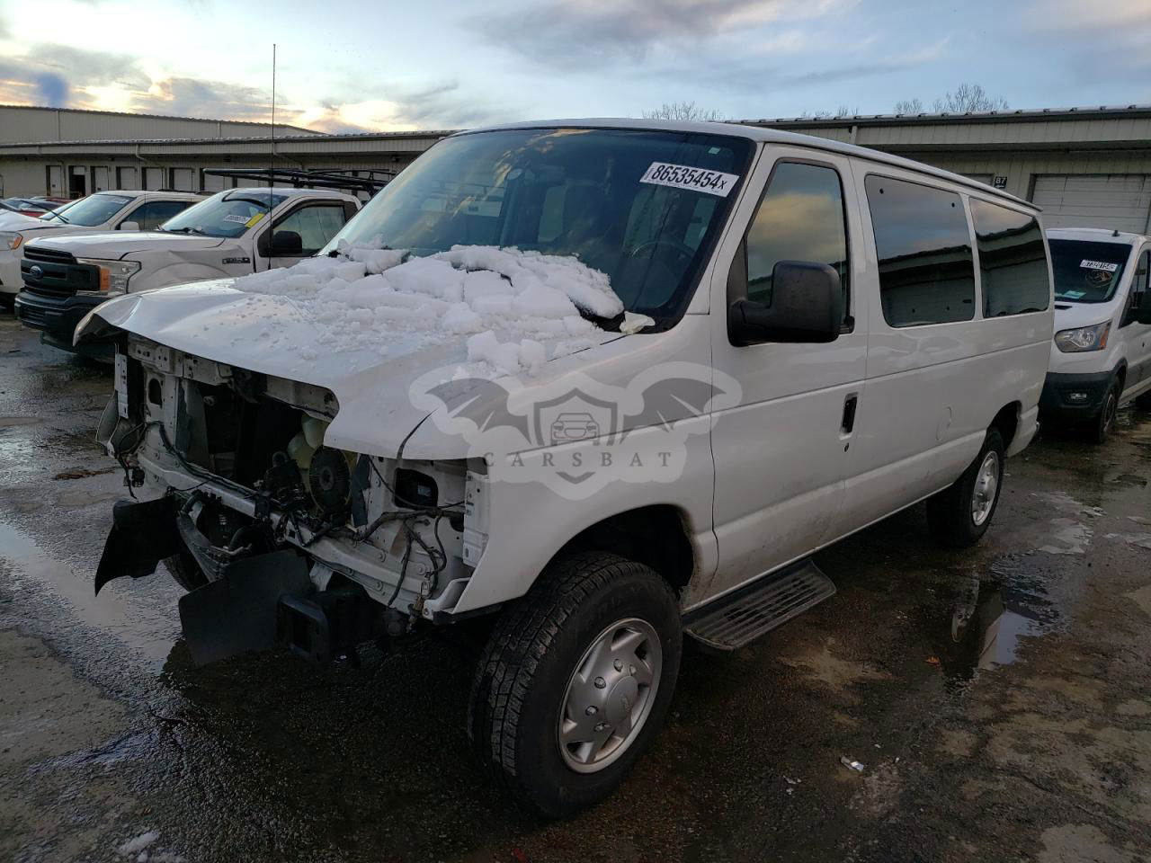 Ford Econoline E350 SUPER DUTY WAGON 5.4L  8 2014