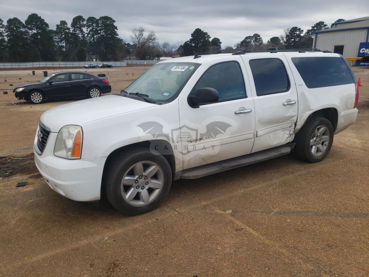 GMC Yukon C1500 SLT 5.3L  8 2013