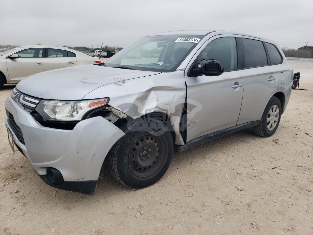 Mitsubishi Outlander 2.4L  4 2014