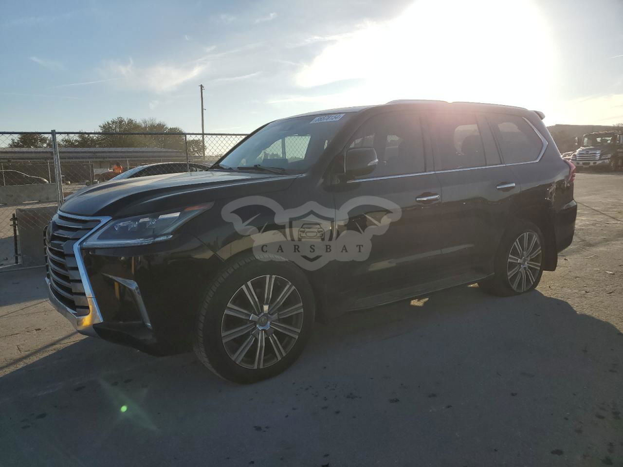 Lexus LX 570 5.7L  8 2016