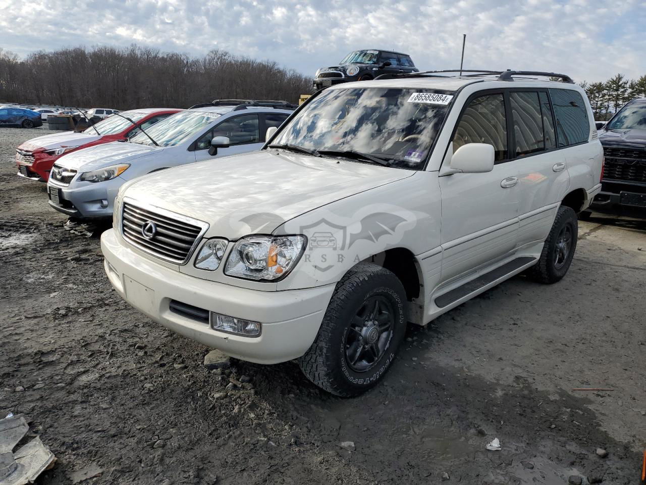 Lexus LX 4.7L  8 2001