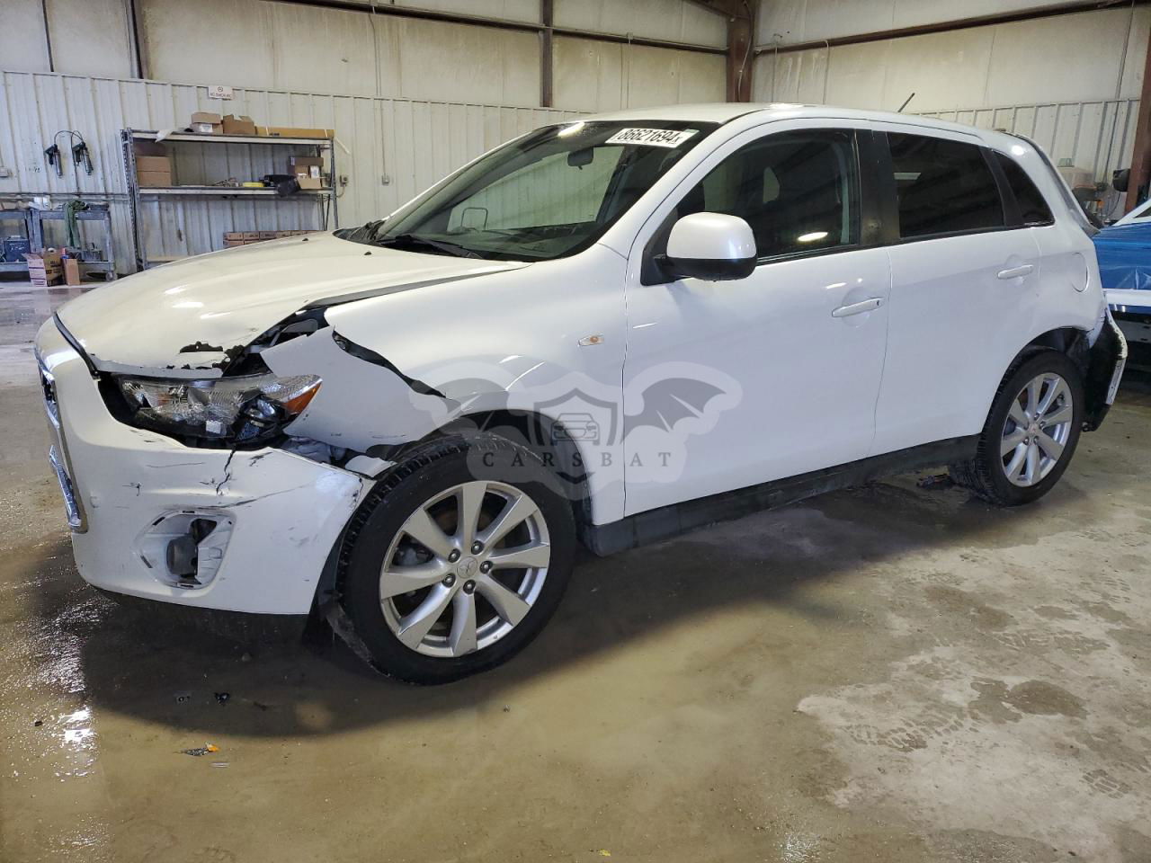 Mitsubishi Outlander ES 2.0L  4 2013