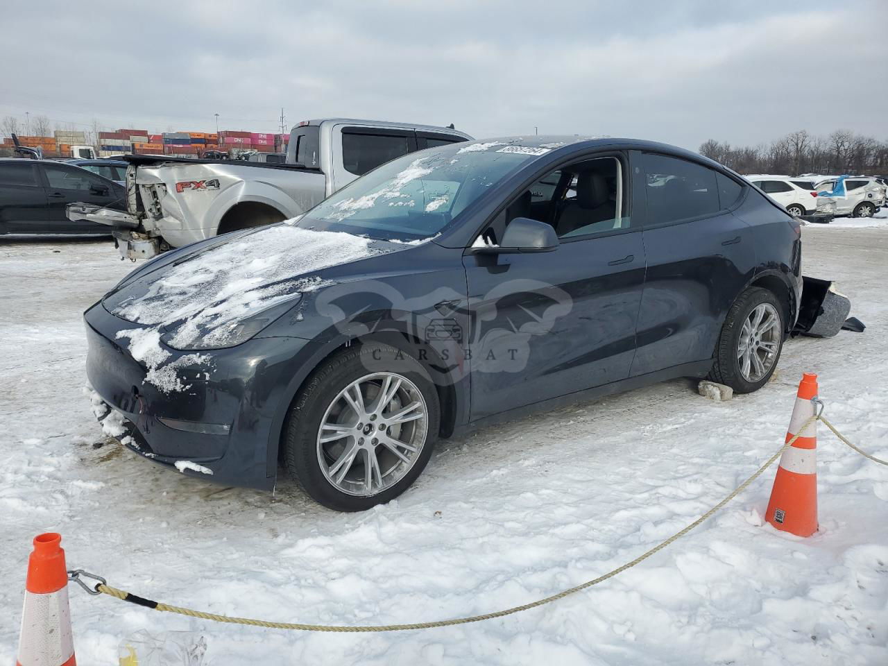 Tesla Model Y 2024