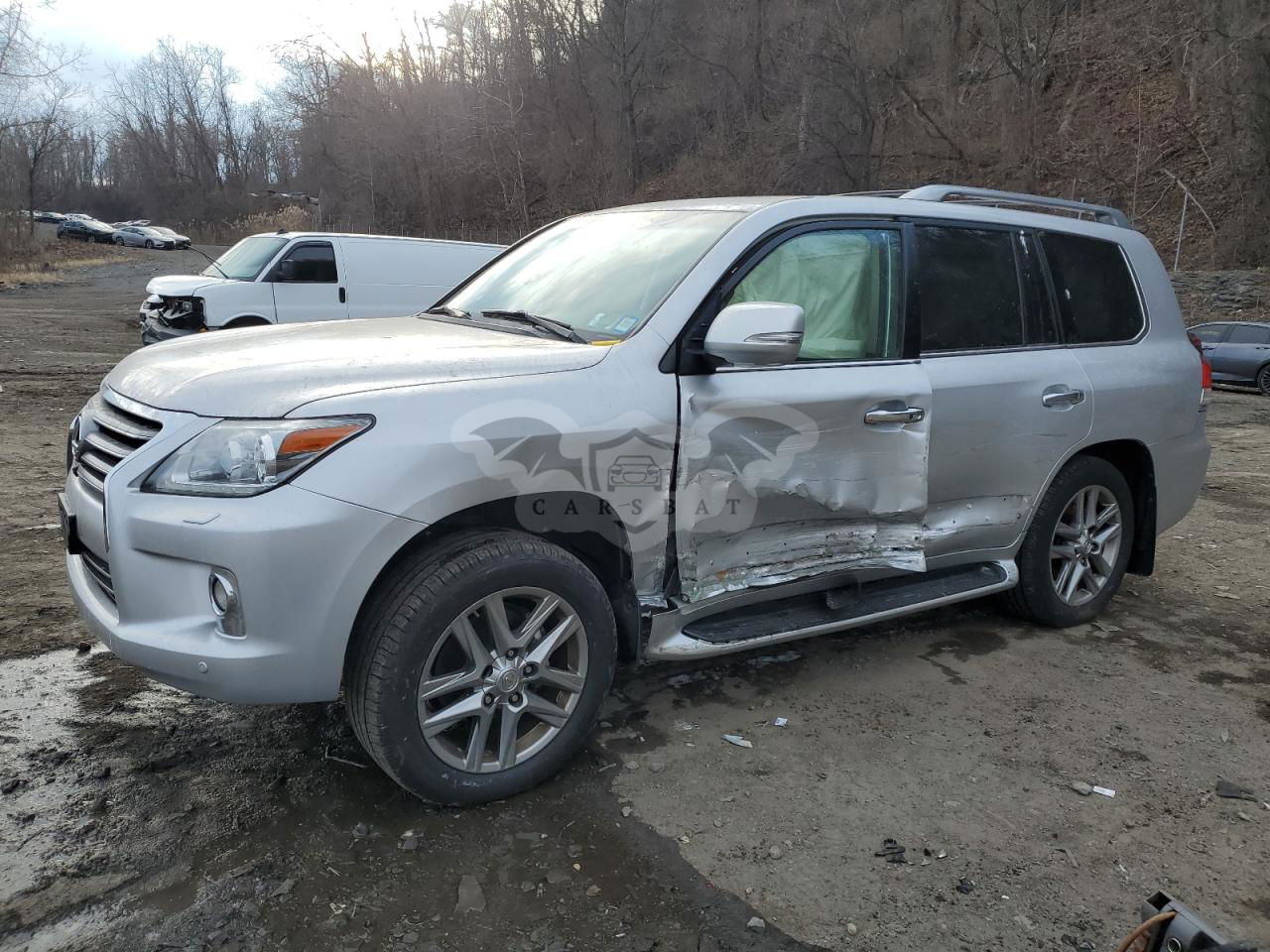 Lexus LX 570 5.7L  8 2013