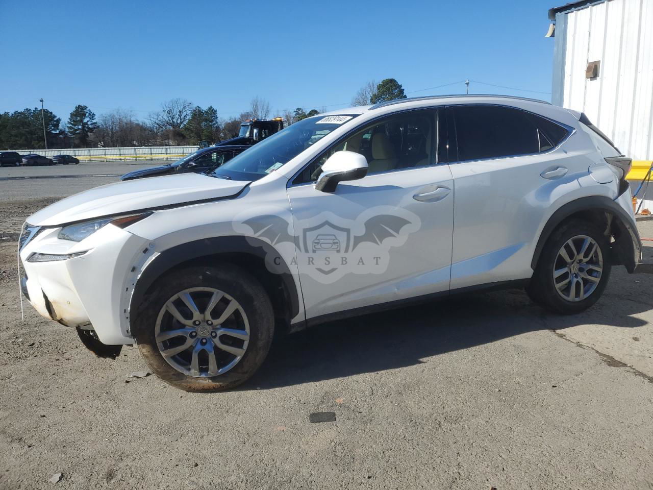 Lexus NX 200T BASE 2.0L  4 2016