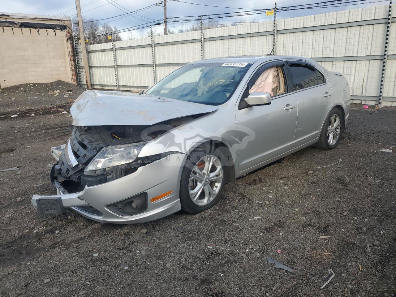Ford Fusion SE 2.5L  4 2012