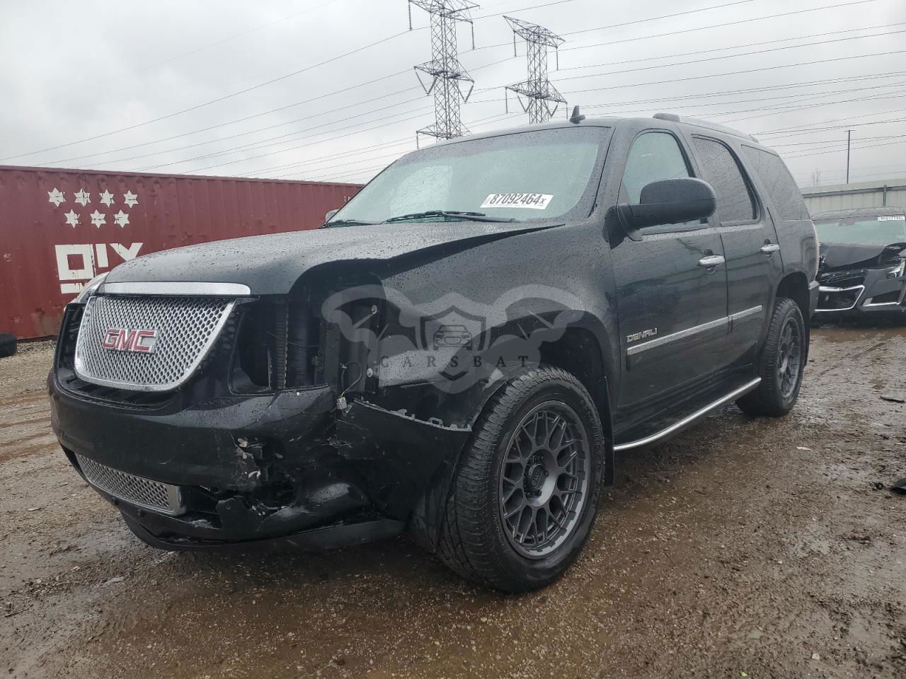 GMC Yukon DENALI 6.2L  8 2012