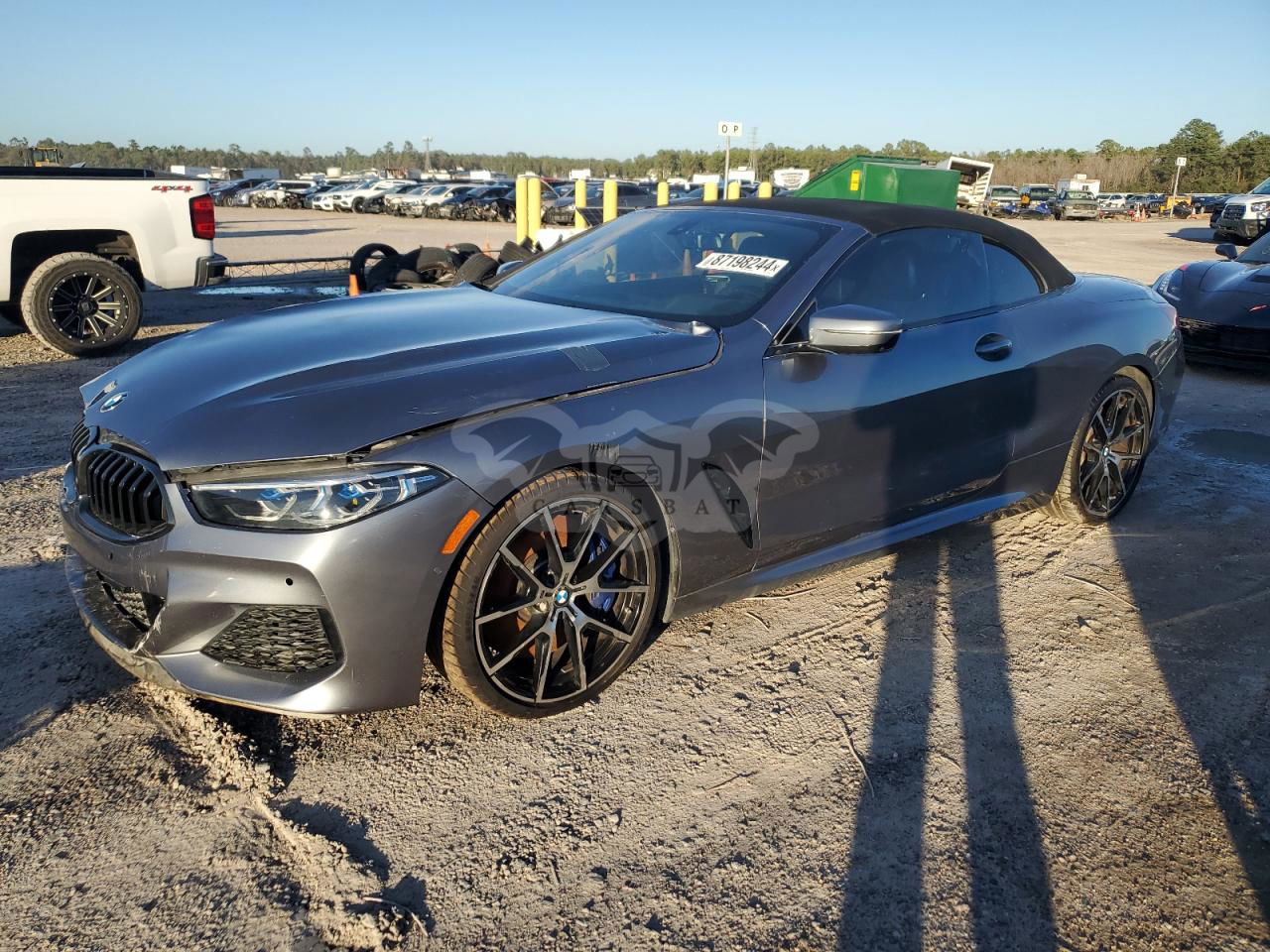 BMW M8 4.4L  8 2022