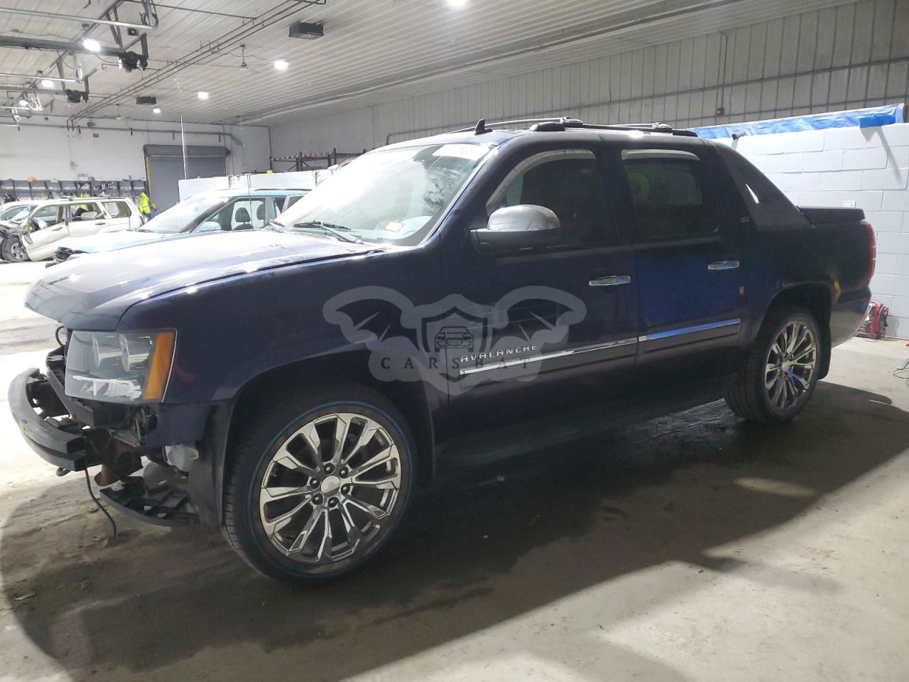 Chevrolet Avalanche LTZ 5.3L  8 2012